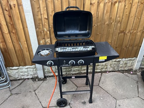 Gas barbecue grill with - with, side